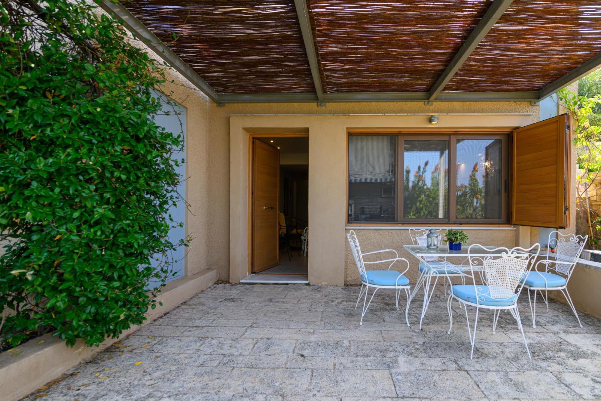 Mani Tower Villa Akrogiali Exterior foto